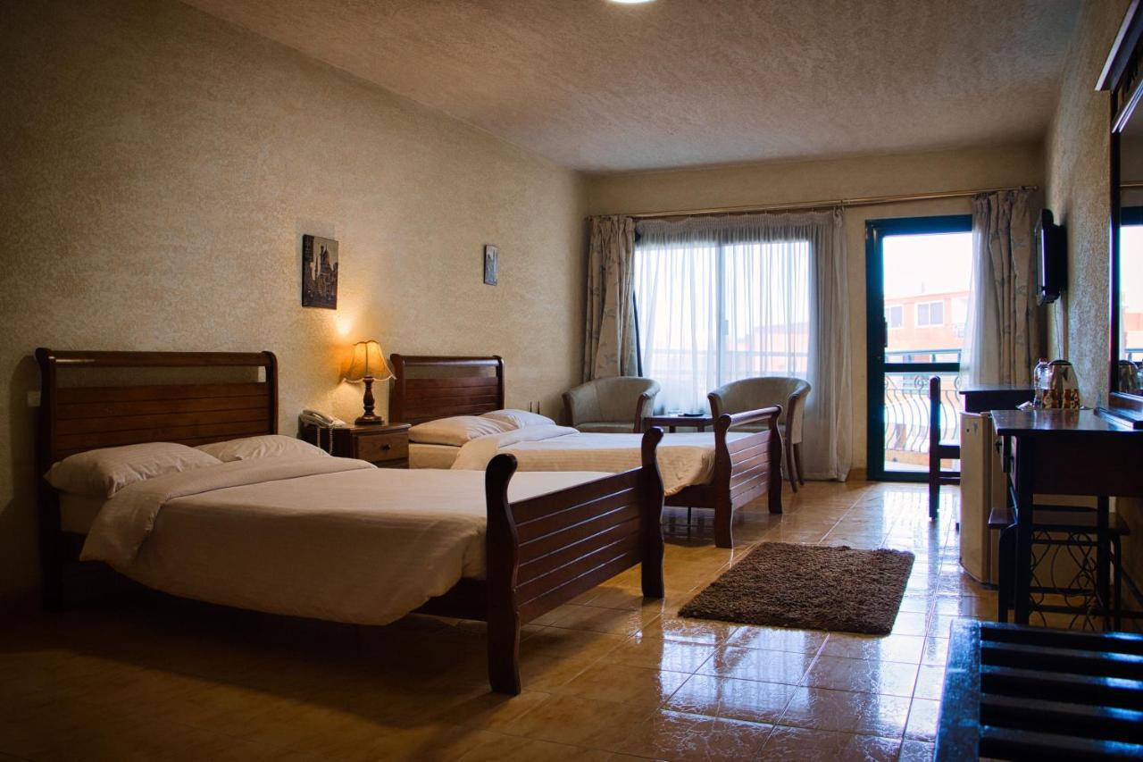Adham Compound Hotel คิง มาริอุท ภายนอก รูปภาพ