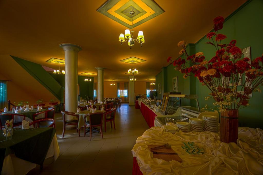 Adham Compound Hotel คิง มาริอุท ภายนอก รูปภาพ
