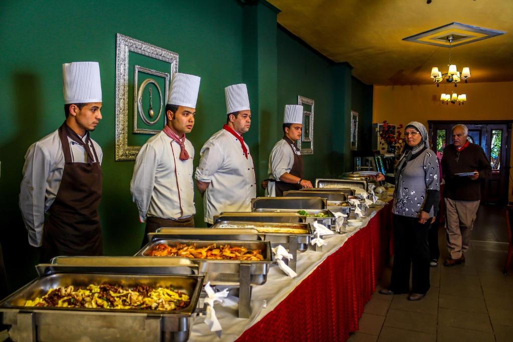 Adham Compound Hotel คิง มาริอุท ภายนอก รูปภาพ